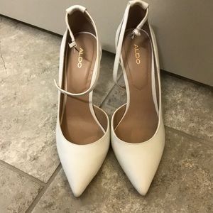 White heels - Aldo